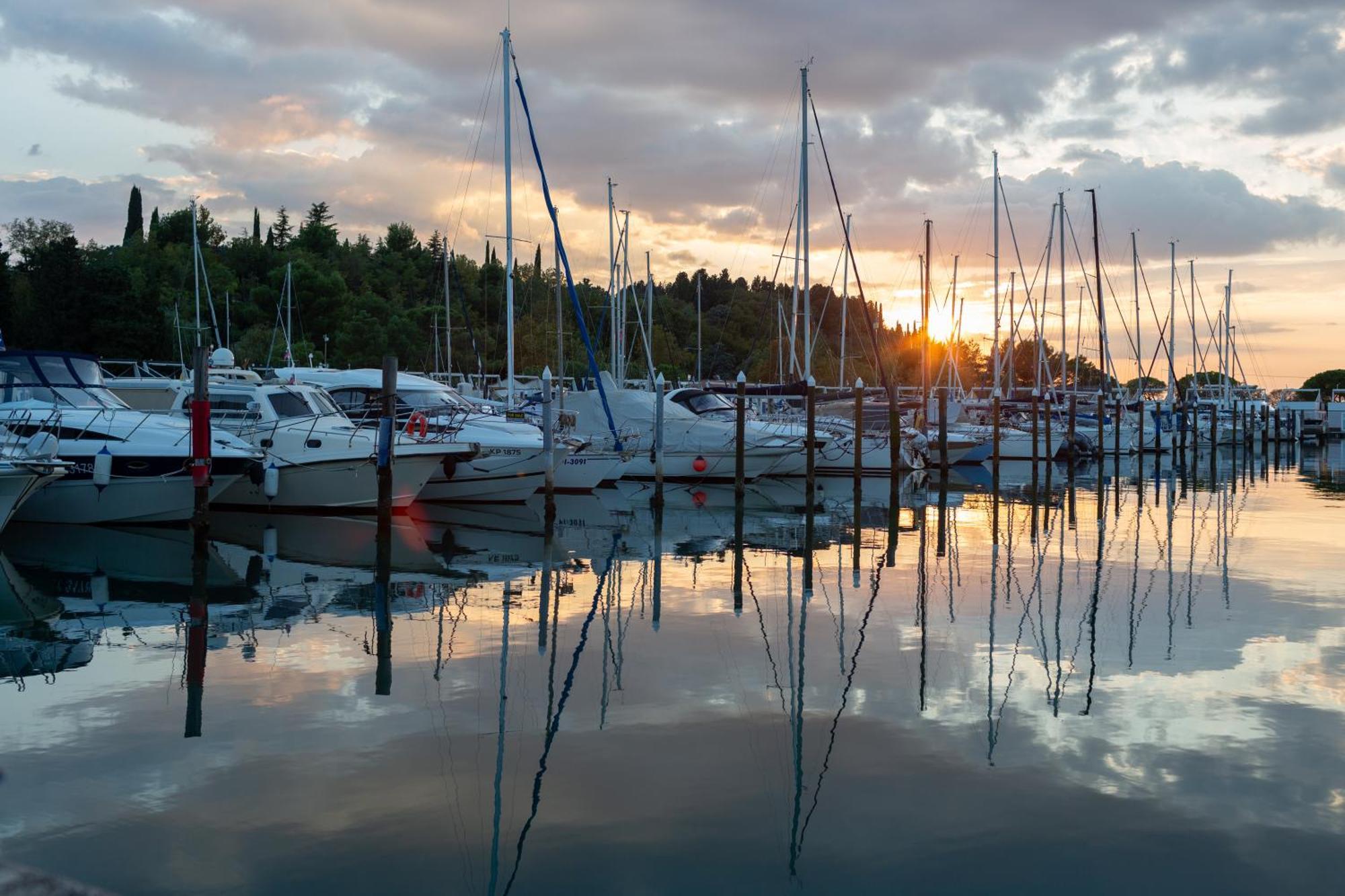 Apartamento Floating Sea House Shark 3 Portoroz Exterior foto