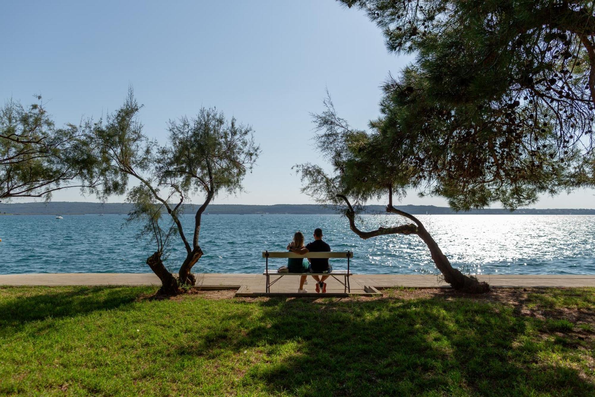 Apartamento Floating Sea House Shark 3 Portoroz Exterior foto