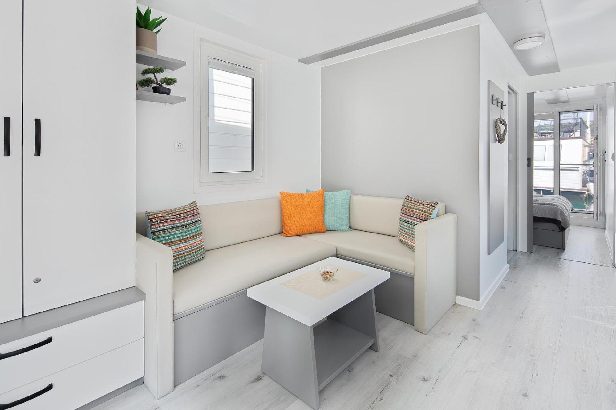 Apartamento Floating Sea House Shark 3 Portoroz Exterior foto